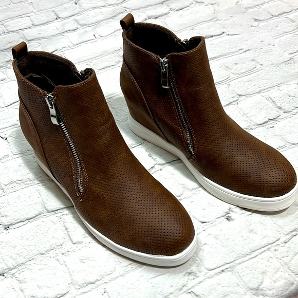 Journee Collection Penelope Wedge Sneakers - Brown - Picture 5 of 16